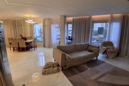 Apartamento de 3 Quartos à venda na Pompéia - Santos/SP | Vista livre | A 1 quadra da praia