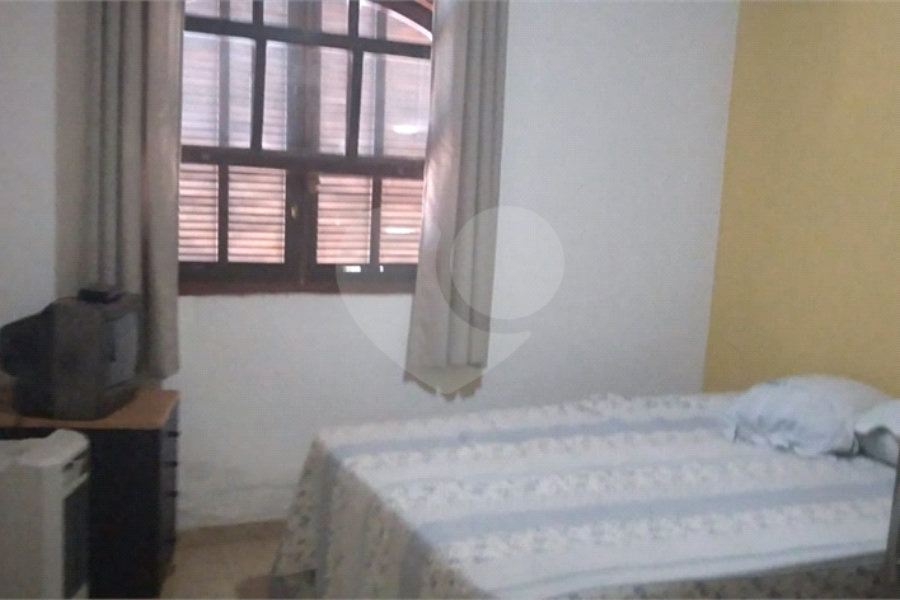 Casa Térrea à venda com 2 quartos em Caceia, Mairiporã, SP