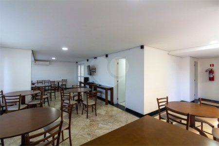 Apartamento à venda com 3 suítes em Vila Ipojuca, São Paulo, SP