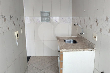 Apartamento à venda com 4 quartos, sendo 1 suíte,  em Vila Ré, São Paulo, SP