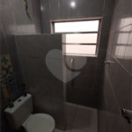 Casa à venda com 2 quartos, sendo 1 suíte,  em Jardim Layr, Mogi das Cruzes, SP
