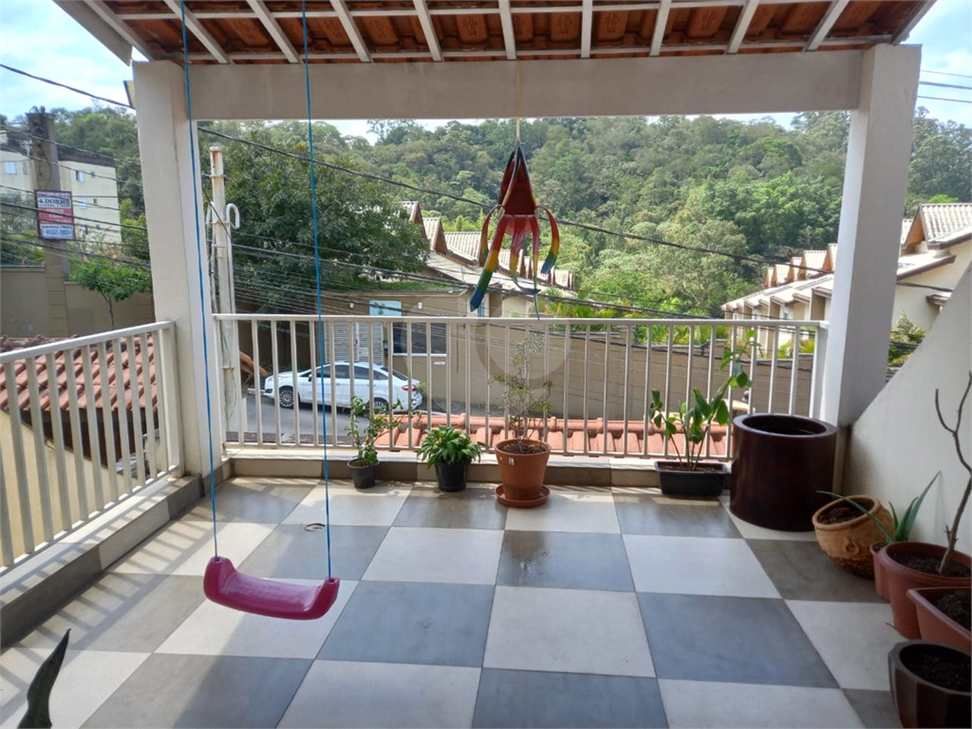 Sobrado à venda com 3 quartos, sendo 1 suíte, em Tremembé, São Paulo, SP