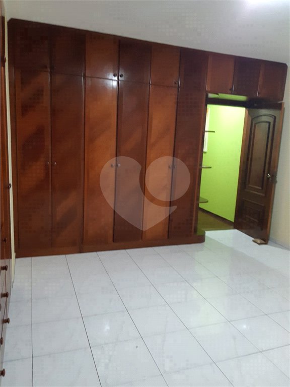 Sobrado à venda com 3 quartos, sendo 1 suíte, em Vila Tibagi, Guarulhos, SP