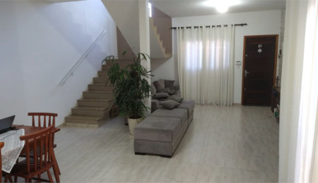 Sobrado à venda com 3 quartos, sendo 1 suíte,  em Vila Suissa, Mogi das Cruzes, SP