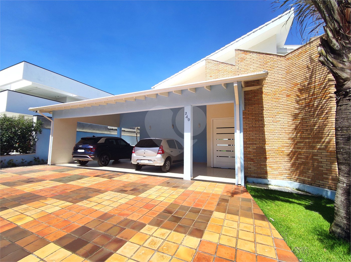 Casa à venda com 3 suítes no condomínio Residencial Suzano, Suzano - SP