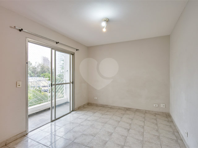 Apartamento à venda com 3 quartos em Jardim Marajoara, São Paulo, SP