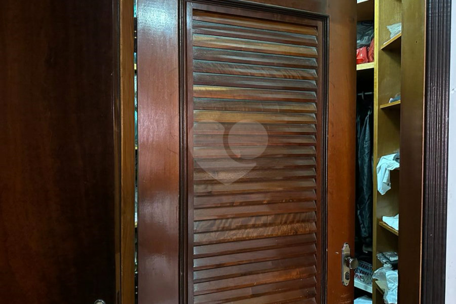 Sobrado à venda com 3 quartos, sendo 1 suíte, em Vila Nova Mazzei, São Paulo, SP