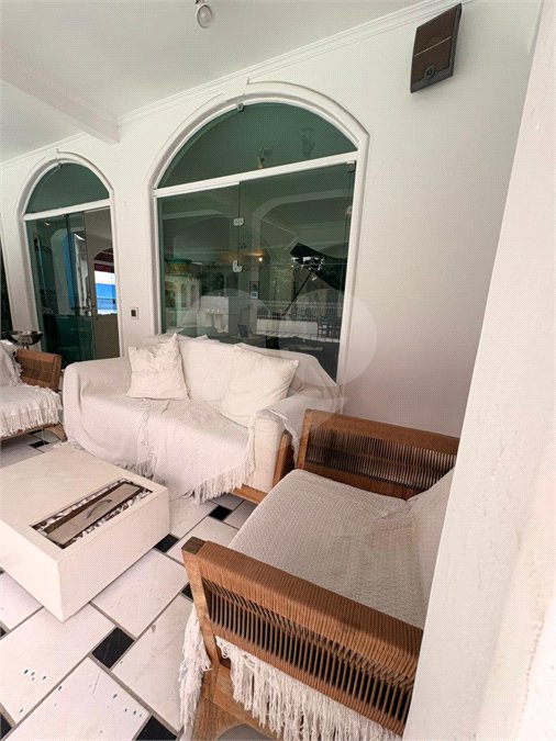 Casa Térrea à venda com 4 suítes em Anchieta, São Bernardo do Campo, SP