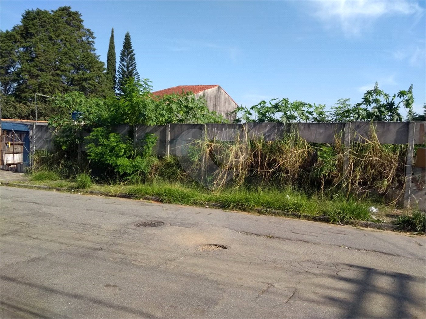 Terreno à venda em Vila São Sebastião, Mogi das Cruzes, SP