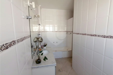 APARTAMENTO COBERTURA Á VENDA COM 200m2 ÍCONE NA BELA VISTA
