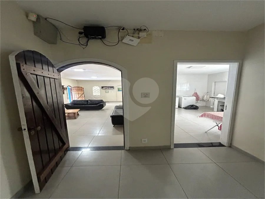 Sítio à venda com 5 quartos, sendo 2 suítes,  em Marmeleiro, São Roque, SP