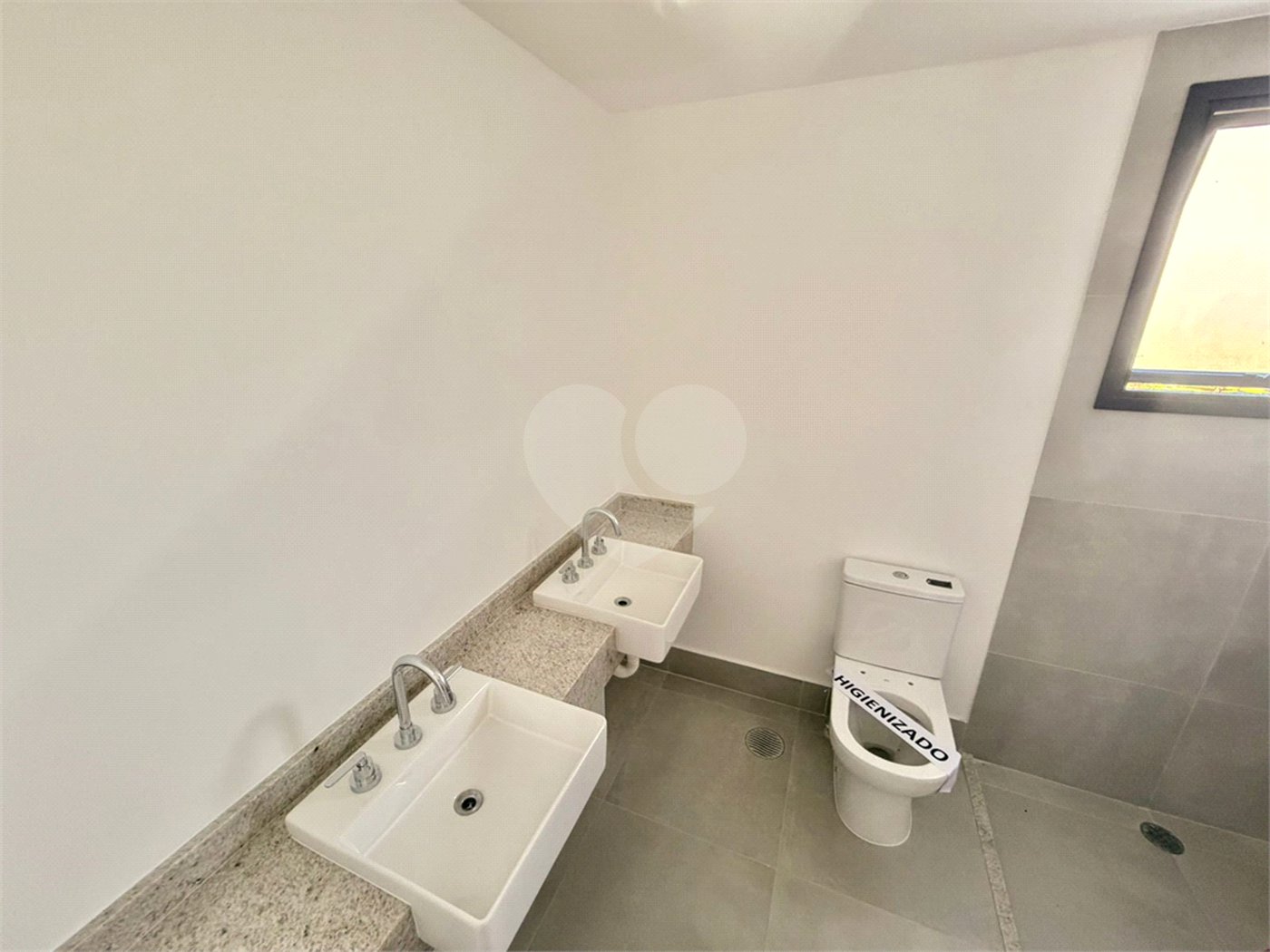Apartamento à venda com 4 quartos, sendo 3 suítes, em Água Branca, São Paulo, SP