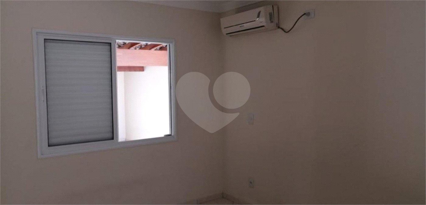 Casa à venda com 4 quartos em João XXIII, Vinhedo, SP