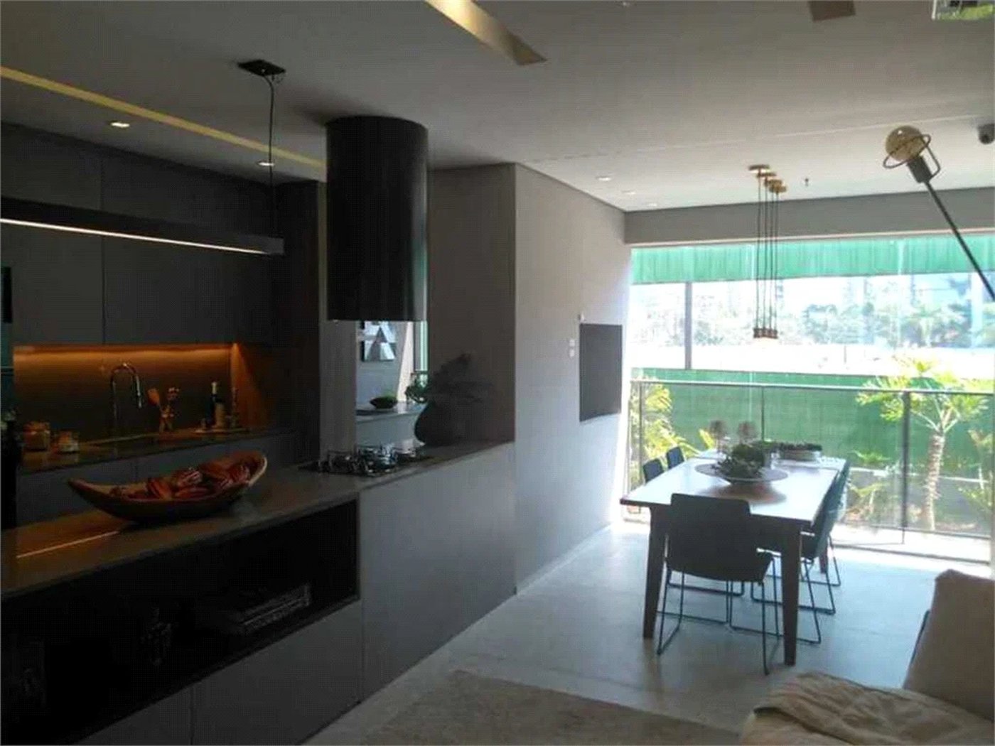 Apartamento à venda com 3 quartos, sendo 1 suíte, em Jardim das Acácias, São Paulo, SP