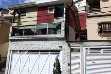 Sobrado à venda com 3 quartos, sendo 2 suítes,  em Jardim das Vertentes, São Paulo, SP