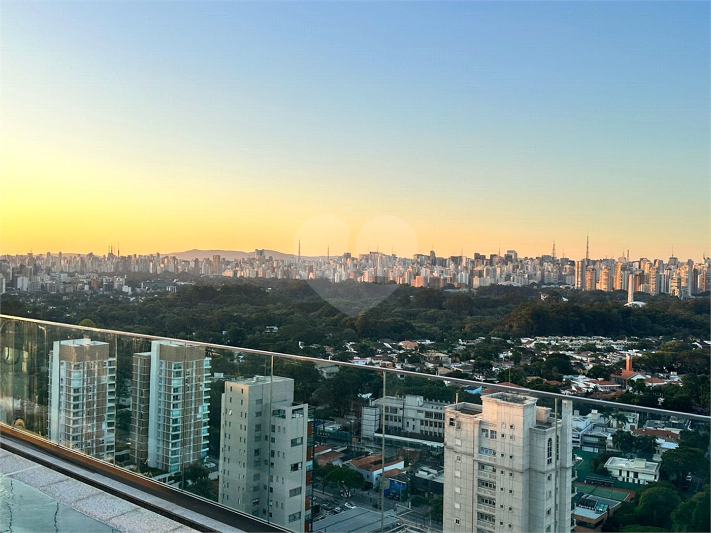 Apartamento à venda com 1 quarto em Moema, São Paulo, SP