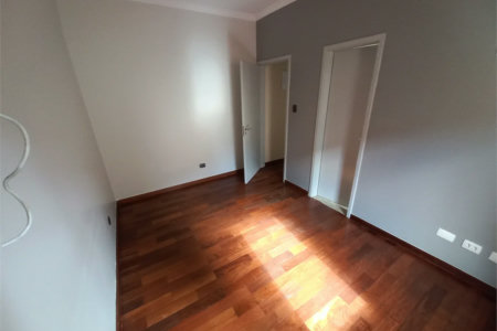 Sobrado à venda com 3 quartos, sendo 1 suíte, em Lar São Paulo, São Paulo, SP