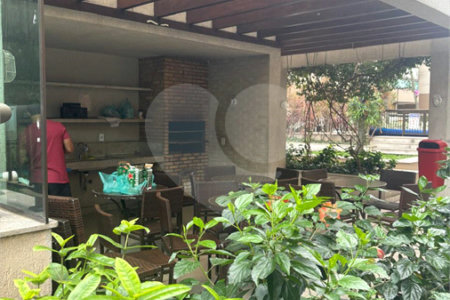 Apartamento à venda com 2 quartos, sendo 1 suíte,  em Rio Comprido, Rio de Janeiro, RJ