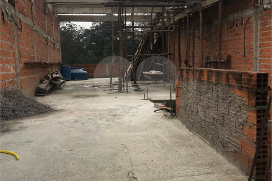 Sobrado à venda com 3 quartos, sendo 1 suíte, em Jaraguá, São Paulo, SP