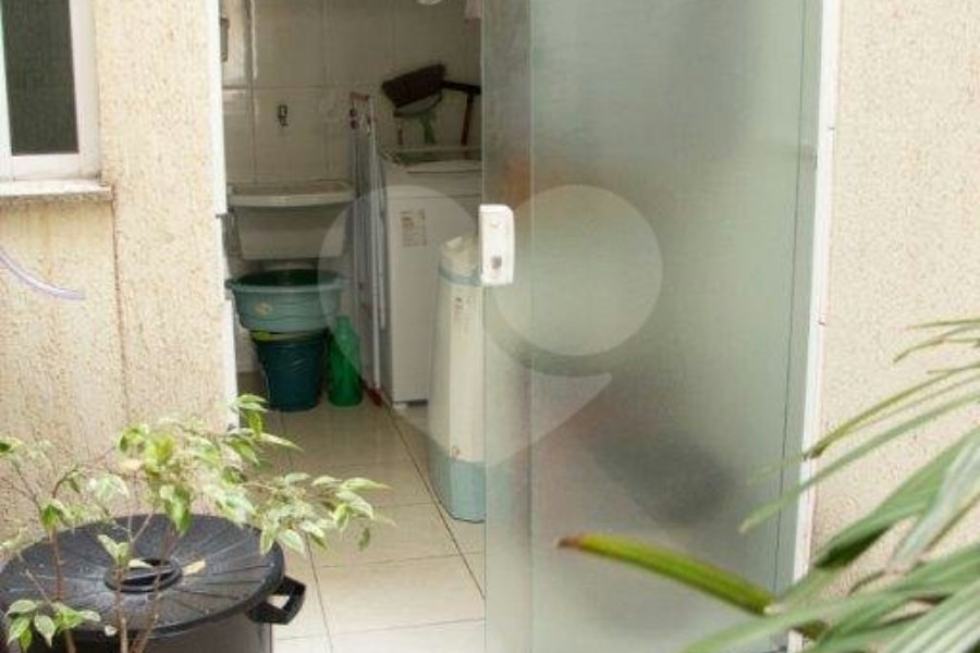 Sobrado à venda com 3 quartos, sendo 2 suítes, em Vila Gustavo, São Paulo, SP