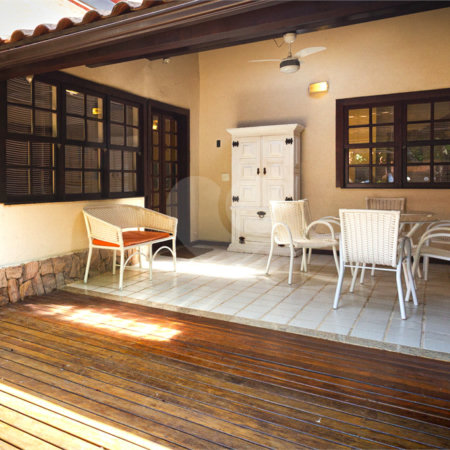 Casa à venda com 4 quartos, sendo 3 suítes,  em Bosque de Geribá, Armação dos Búzios, RJ