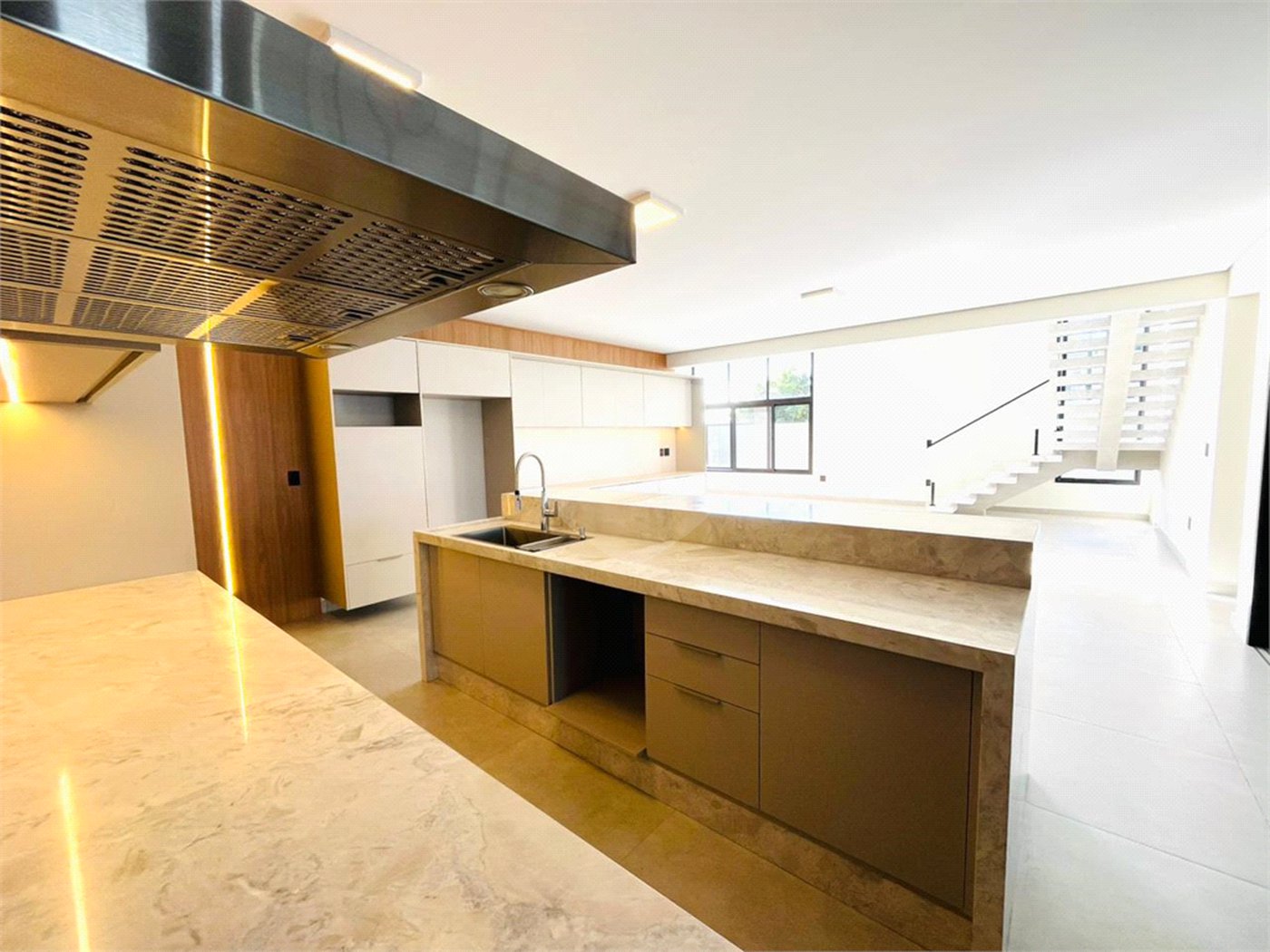 Casa à venda com 4 suítes no condomínio Saint Patrick, Sorocaba - SP