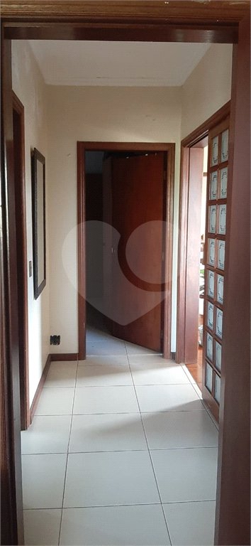 Sobrado à venda com 8 quartos em Jardim São Luís, São Paulo, SP