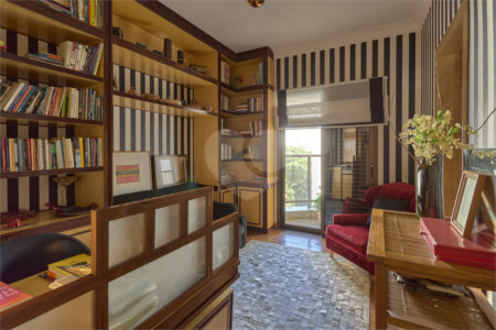 Apartamento à venda com 4 suítes em Campo Belo, São Paulo, SP