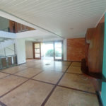 Casa à venda com 3 quartos, sendo 1 suíte,  no condomínio Estância Marambaia, Vinhedo - SP