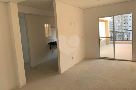 Apartamento à venda com 3 quartos, sendo 1 suíte,  em Santana, São Paulo, SP