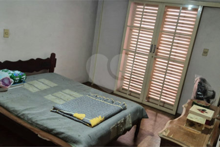 Casa Sobrado com varandas