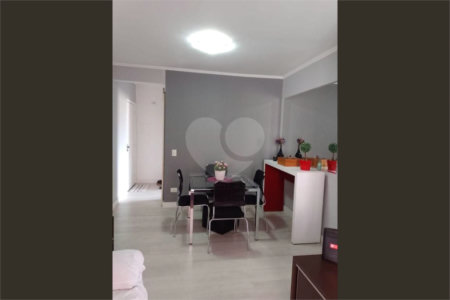 Apartamento à venda com 3 quartos, sendo 1 suíte, em Jardim Ubirajara (zona Sul), São Paulo, SP
