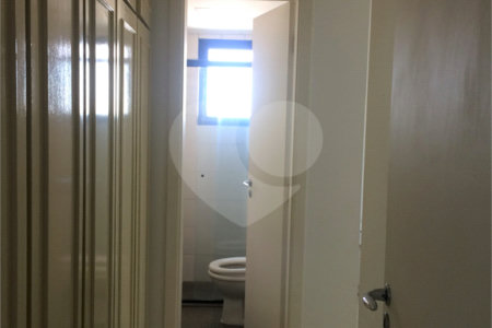 Apartamento à venda com 3 suítes em Vila Suzana, São Paulo, SP