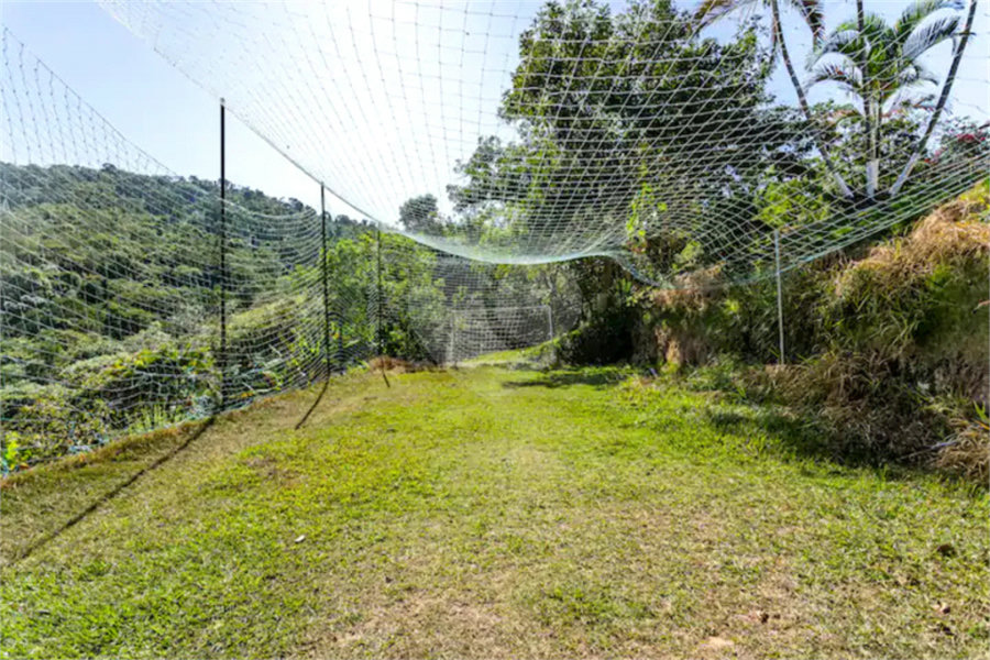 Chácara à venda com 7 quartos, sendo 3 suítes, em Parque Caetê, Bragança Paulista, SP