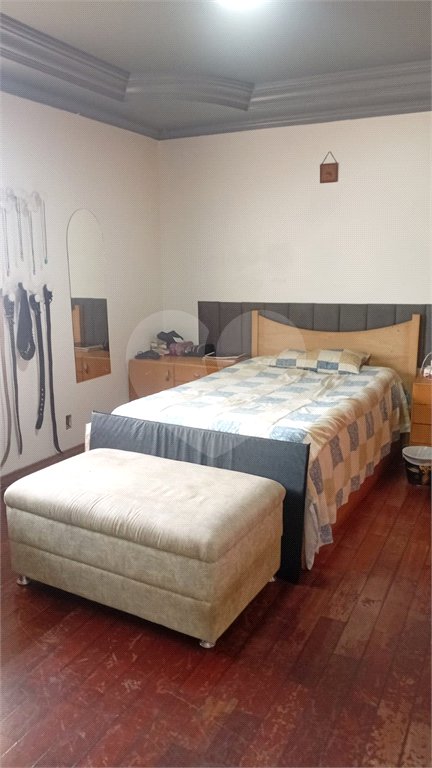 Casa à venda com 4 quartos, sendo 2 suítes, no condomínio Canamari, São Paulo - SP