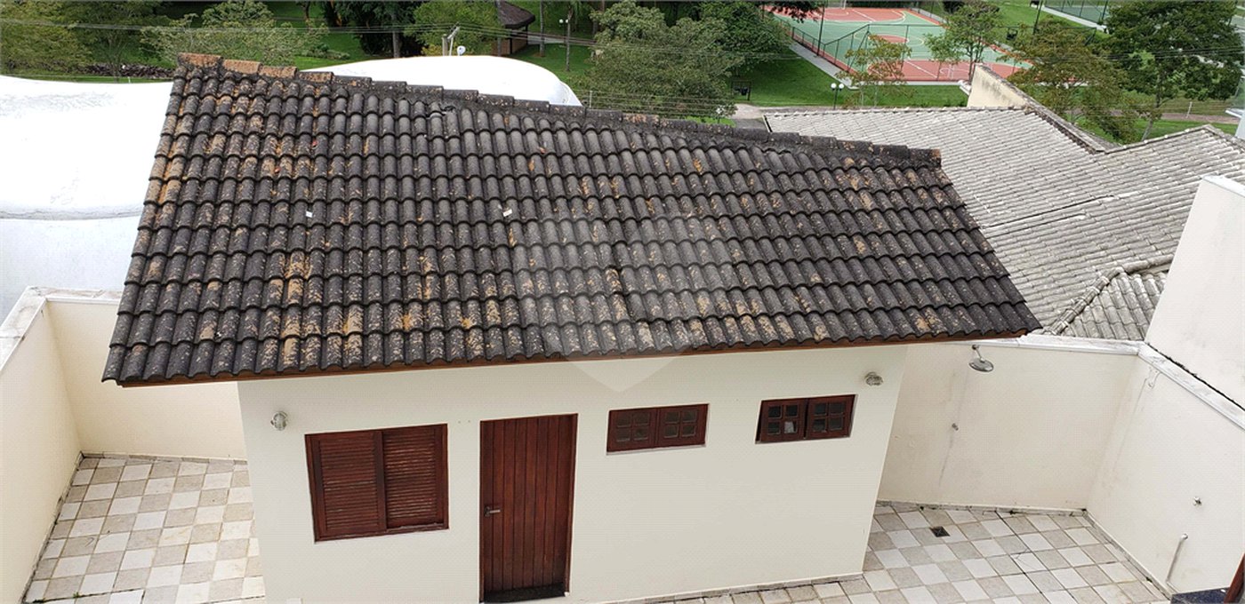 Casa à venda com 4 suítes no condomínio Real Park, Mogi das Cruzes - SP
