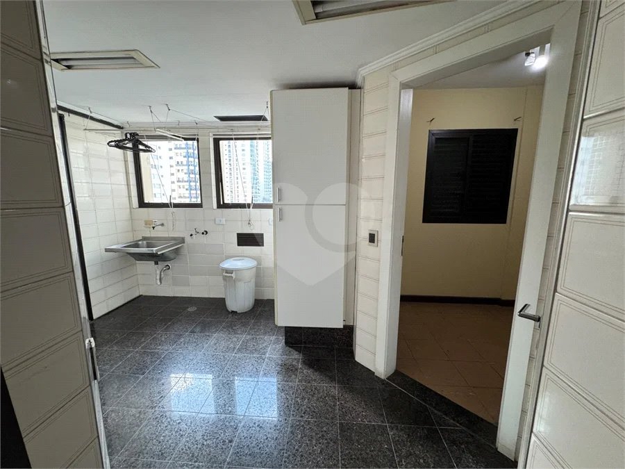 Apartamento à venda com 4 quartos, sendo 3 suítes, em Santana, São Paulo, SP