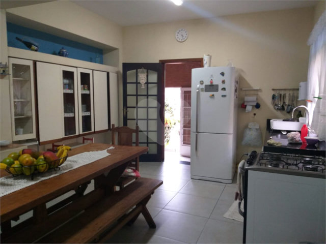 Sobrado à venda com 4 quartos, sendo 1 suíte,  em Tremembé, São Paulo, SP