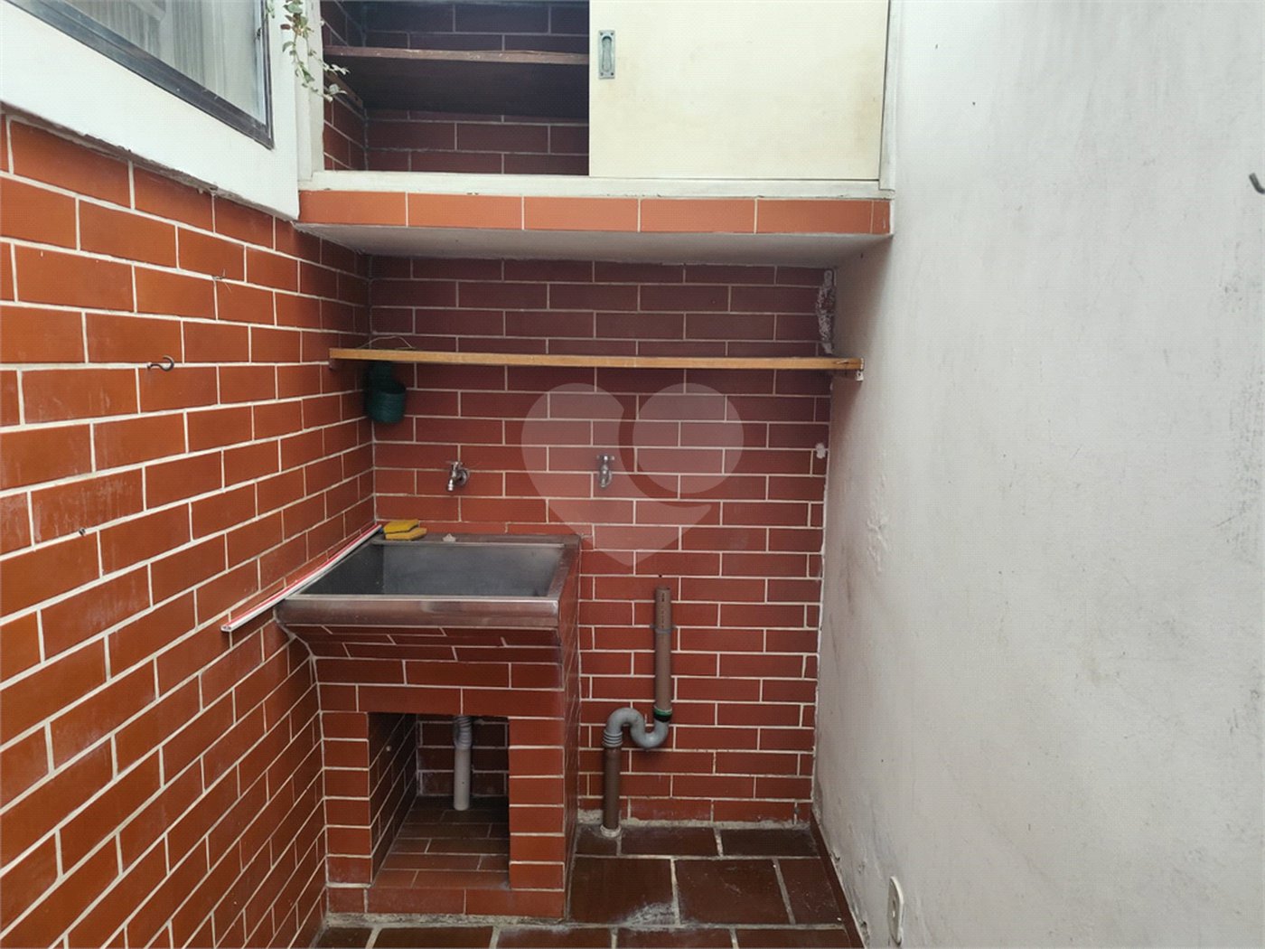 Sobrado à venda com 2 quartos em Vila Nivi, São Paulo, SP