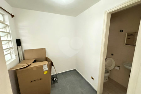 Casa à venda com 3 quartos, sendo 1 suíte, em Jardim Trussardi, São Paulo, SP