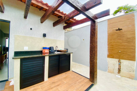 Casa à venda com 2 quartos, sendo 1 suíte,  em São José, Armação dos Búzios, RJ