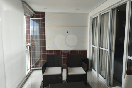 Apartamento à venda com 2 quartos, sendo 1 suíte,  em Jardim Consórcio, São Paulo, SP