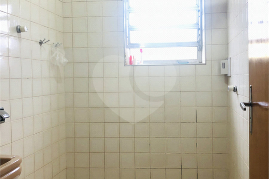 Sobrado à venda com 3 quartos, sendo 1 suíte, em Vila Romero, São Paulo, SP