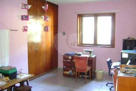 Sobrado à venda com 4 quartos, sendo 2 suítes, em Santo Amaro, São Paulo, SP
