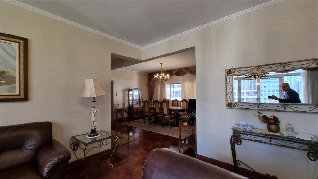Apartamento à venda com 4 quartos em Pinheiros, São Paulo, SP