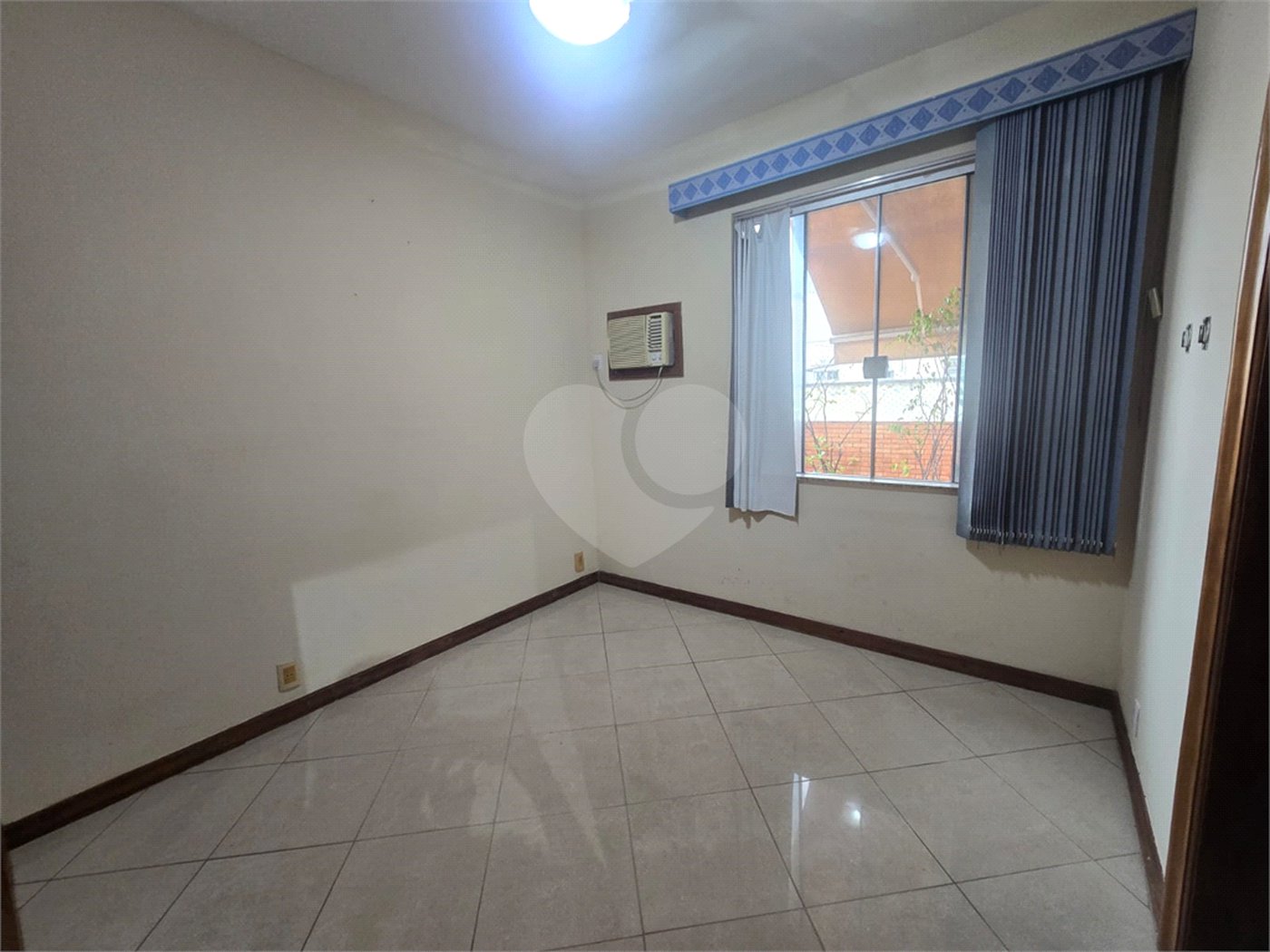 Cobertura à venda com 3 quartos, sendo 1 suíte,  em Tijuca, Rio de Janeiro, RJ
