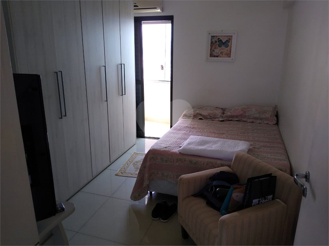 Apartamento à venda com 3 quartos, sendo 1 suíte,  em Vila Vitória, Mogi das Cruzes, SP