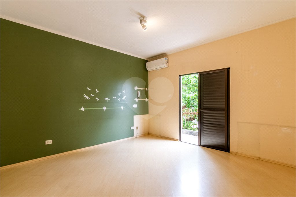 Casa à venda com 3 quartos, sendo 1 suíte, em São Judas, São Paulo, SP