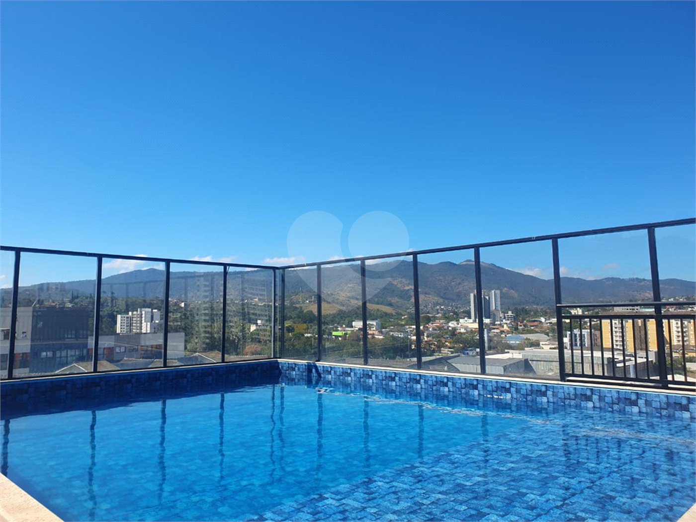 Apartamento à venda com 1 quarto em Atibaia Jardim, Atibaia, SP