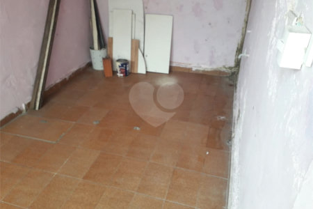 Casa Térrea à venda com 4 quartos, sendo 1 suíte, em Vila Constança, São Paulo, SP